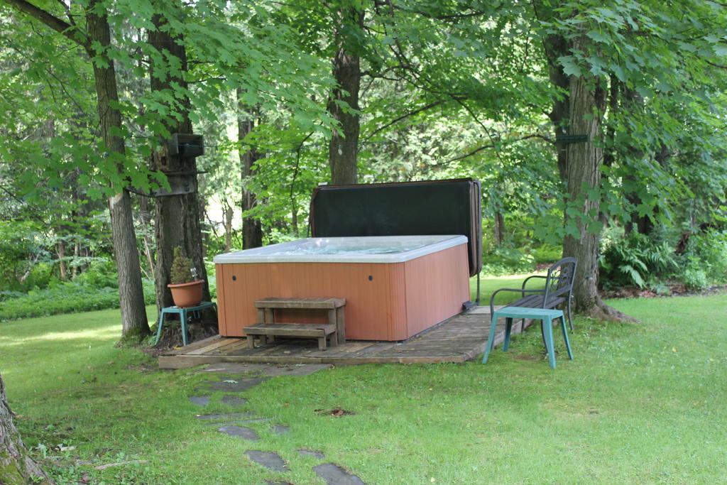 Domaine Les Boises Lee Farm S.A Bed & Breakfast Stanstead Bagian luar foto