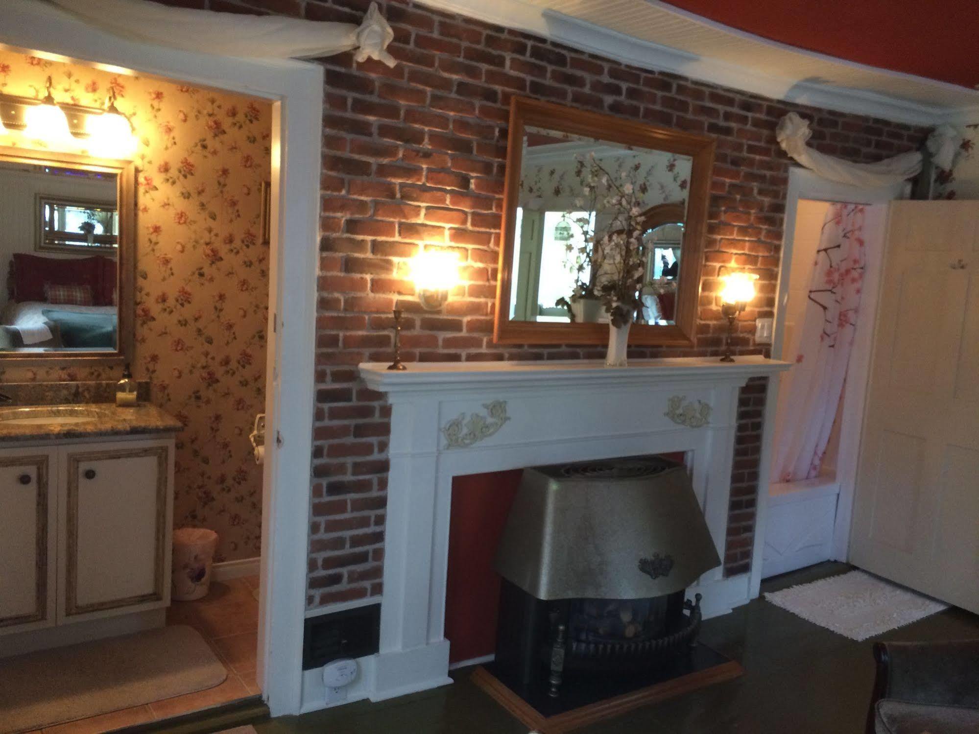 Domaine Les Boises Lee Farm S.A Bed & Breakfast Stanstead Bagian luar foto