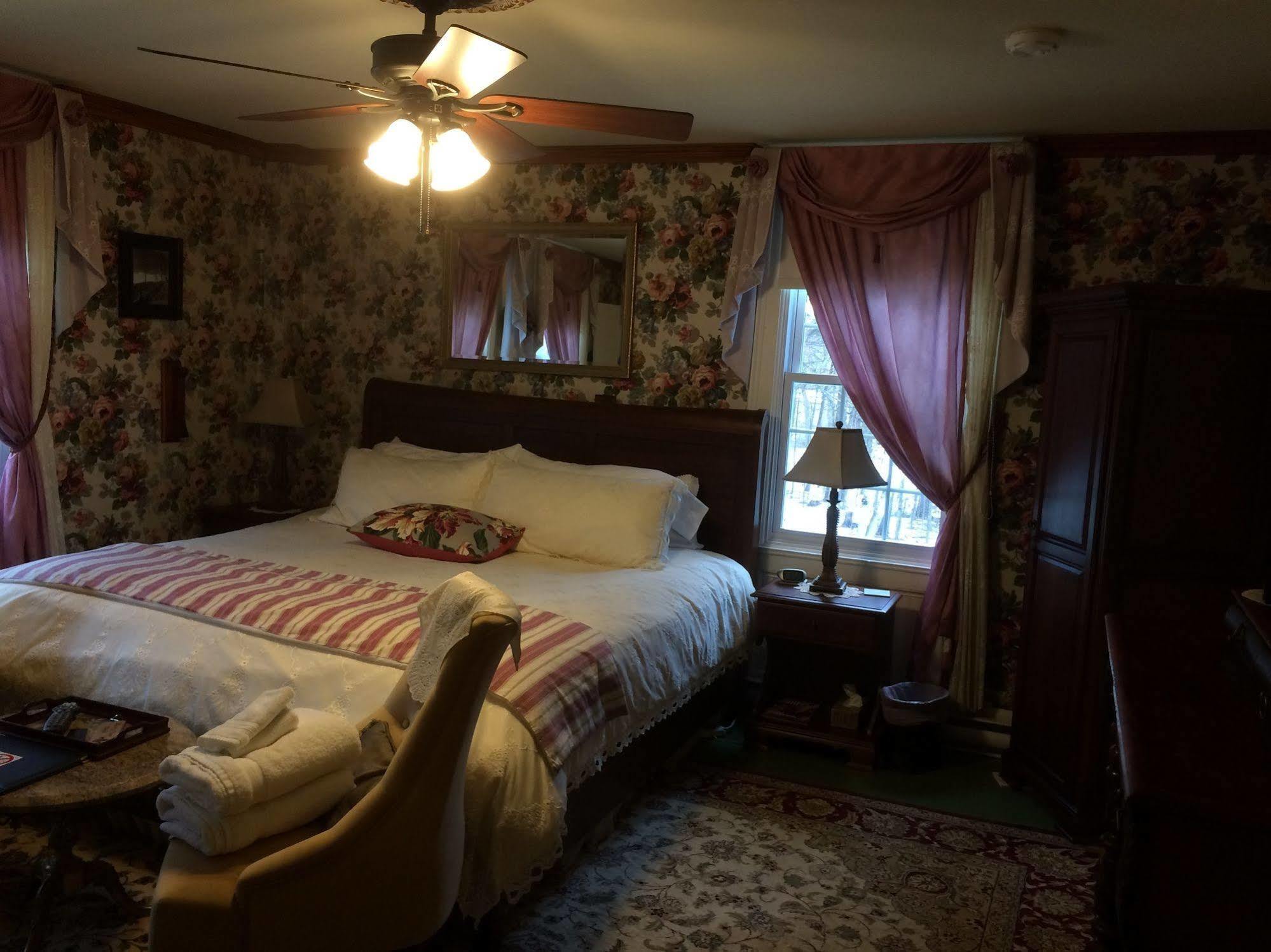 Domaine Les Boises Lee Farm S.A Bed & Breakfast Stanstead Bagian luar foto